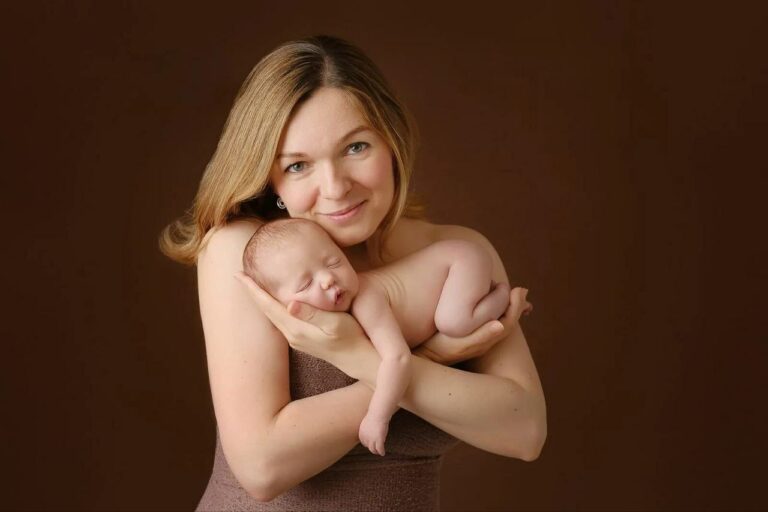 Read more about the article Волшебные фотосессии с новорождёнными и малышами