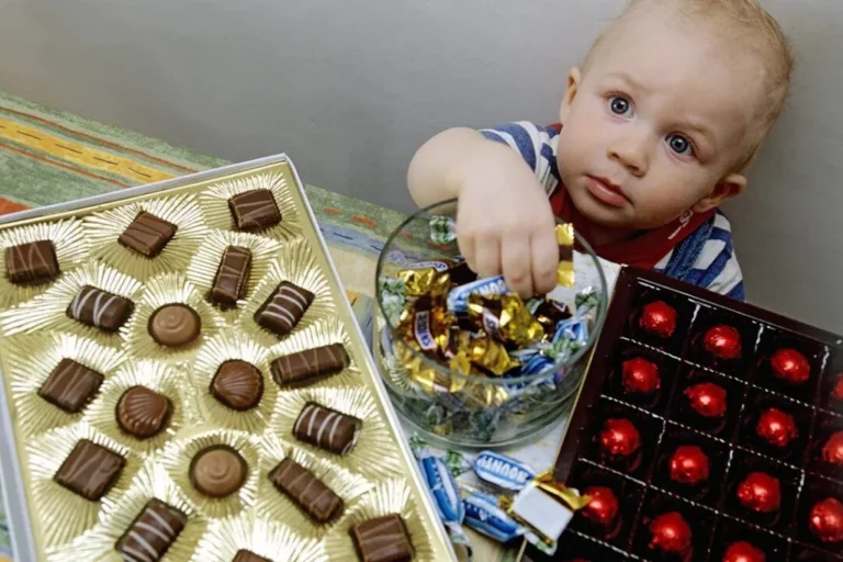 Read more about the article Как сбалансированно подходить к потреблению конфет детьми